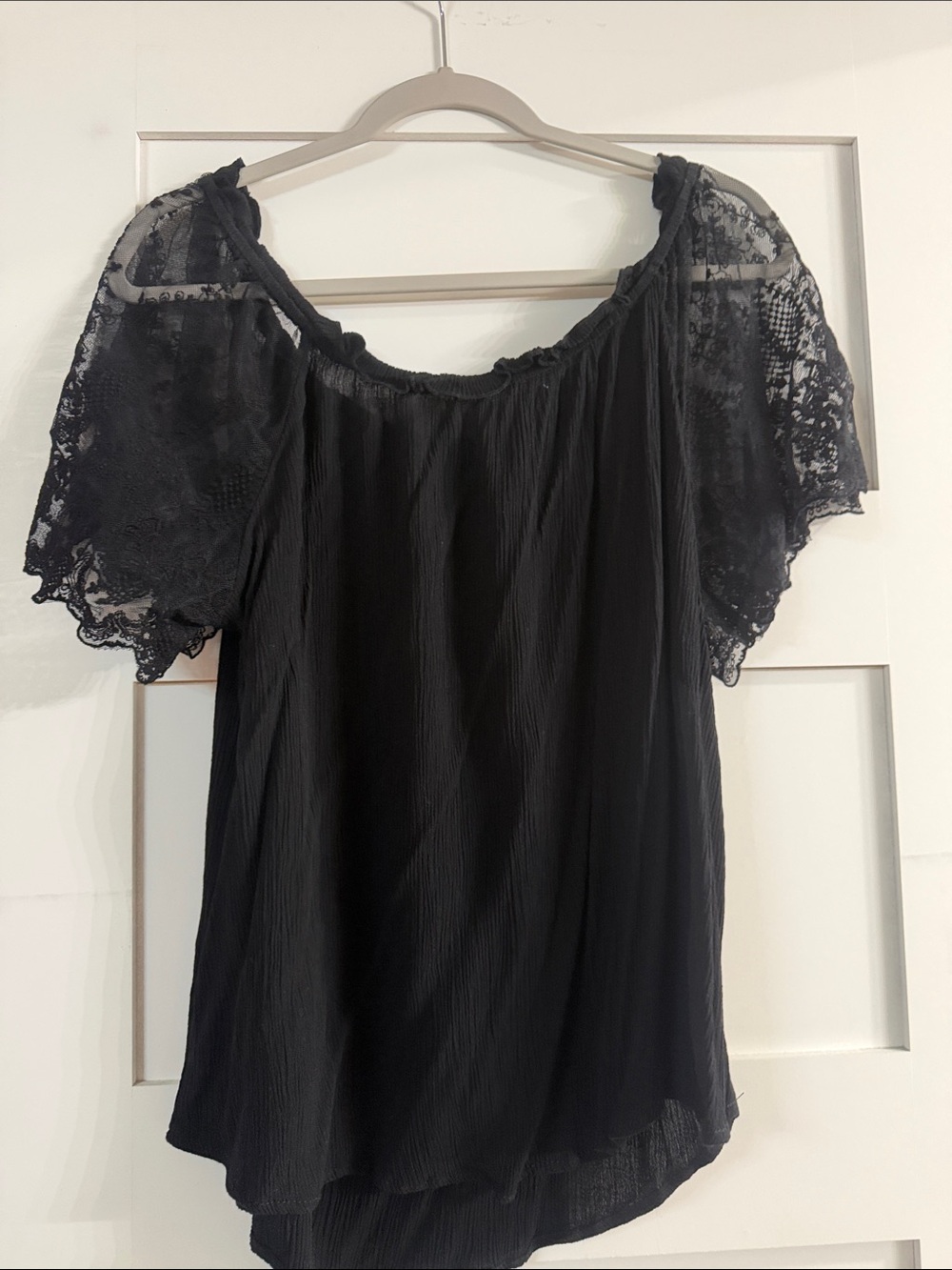 Eyeshadow Black Lace Sleeve Peasant Top